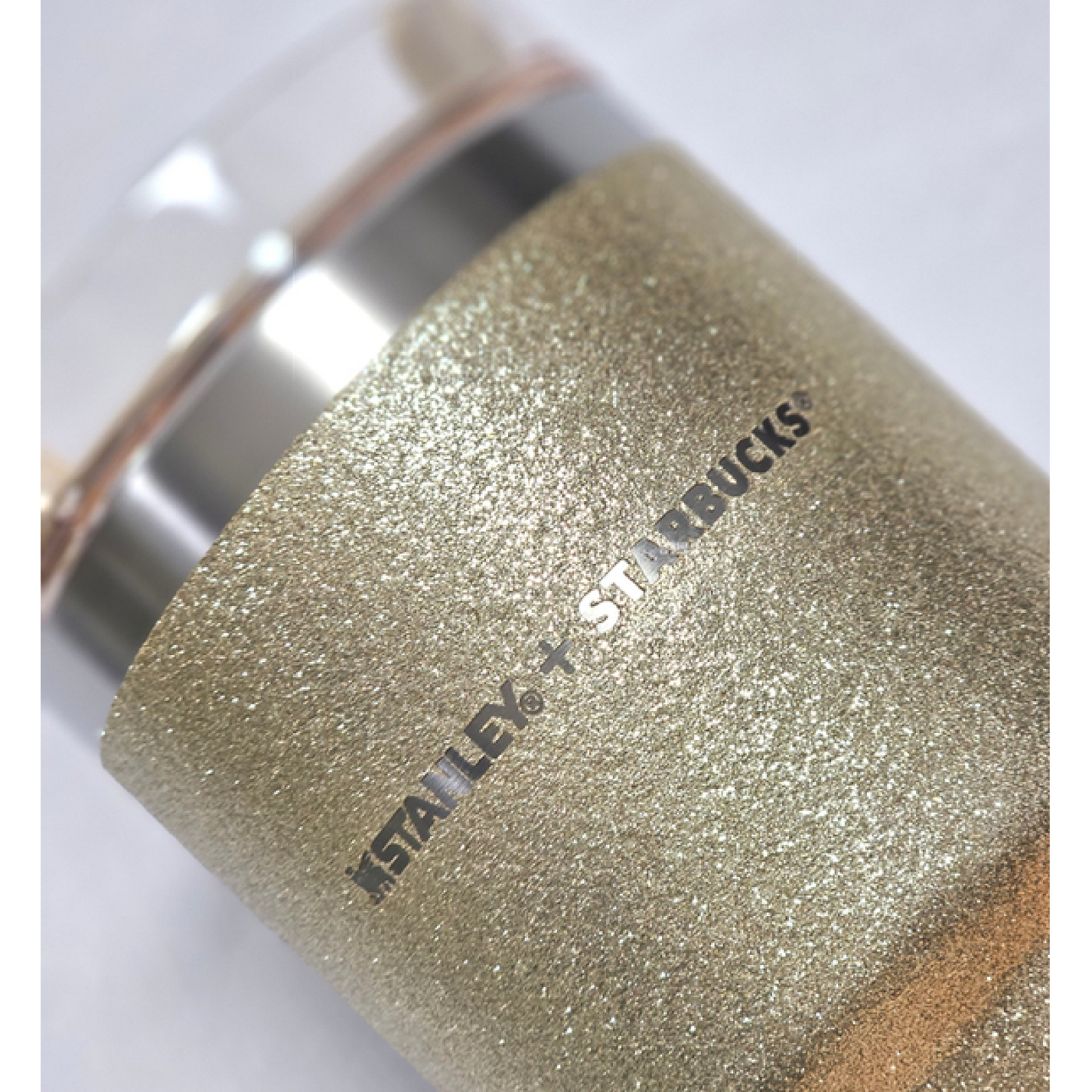 STARBUCKS KOREA 2023 * Christmas SS Holiday glam Stanley quencher tumbler 591ml