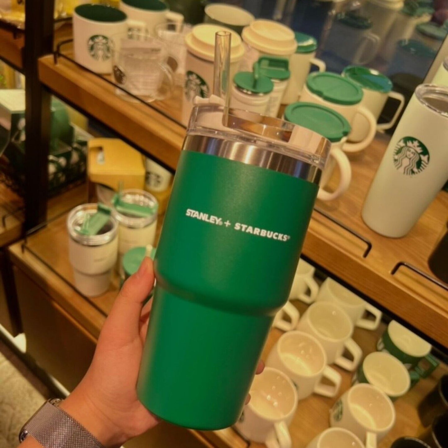 Starbucks 2022 Korea Limited* 22 SS Stanley Green Quencher Tumbler 591ml