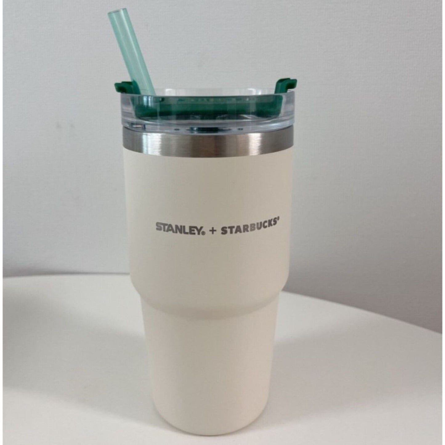 Starbucks 2022 Korea Limited* 22 SS Stanley Cream Quencher Kencher Tumbler 591ml