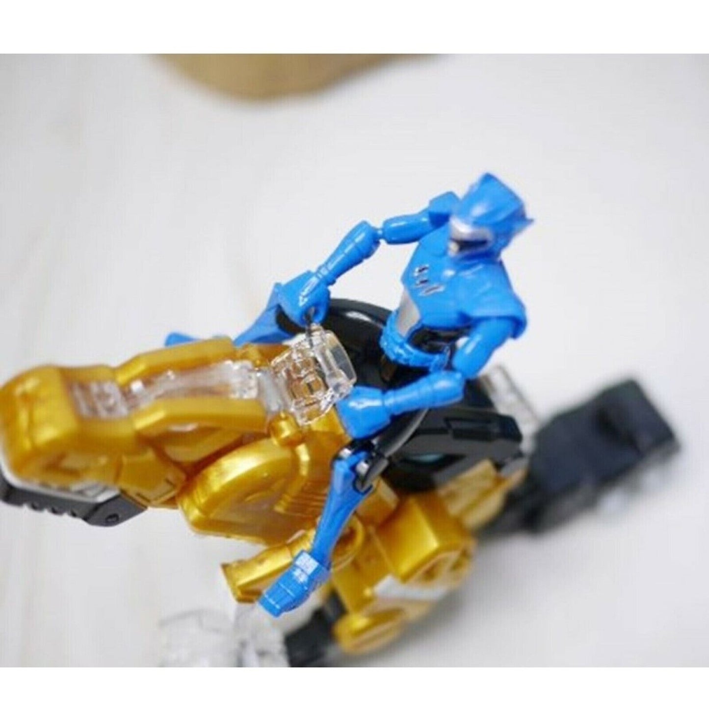 Miniforce Super Dino Power TYRAKA Collection Set -Mask, BOLT Figure, TYRAKA Head
