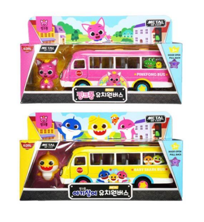 Pinkfong Baby Shark Kindergarten Bus Diecast Metal Pull Back Pink Car & Figure