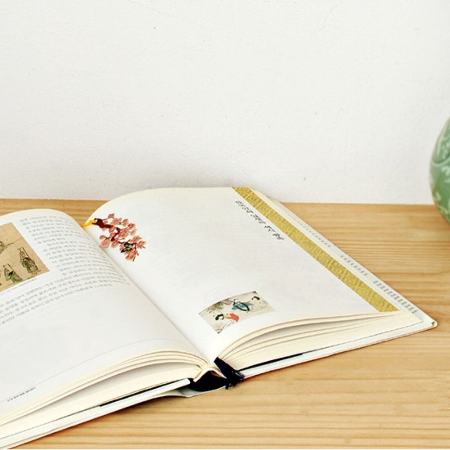 *Beautiful & Delicate Bookmark* antique vintage / Apricot Flower