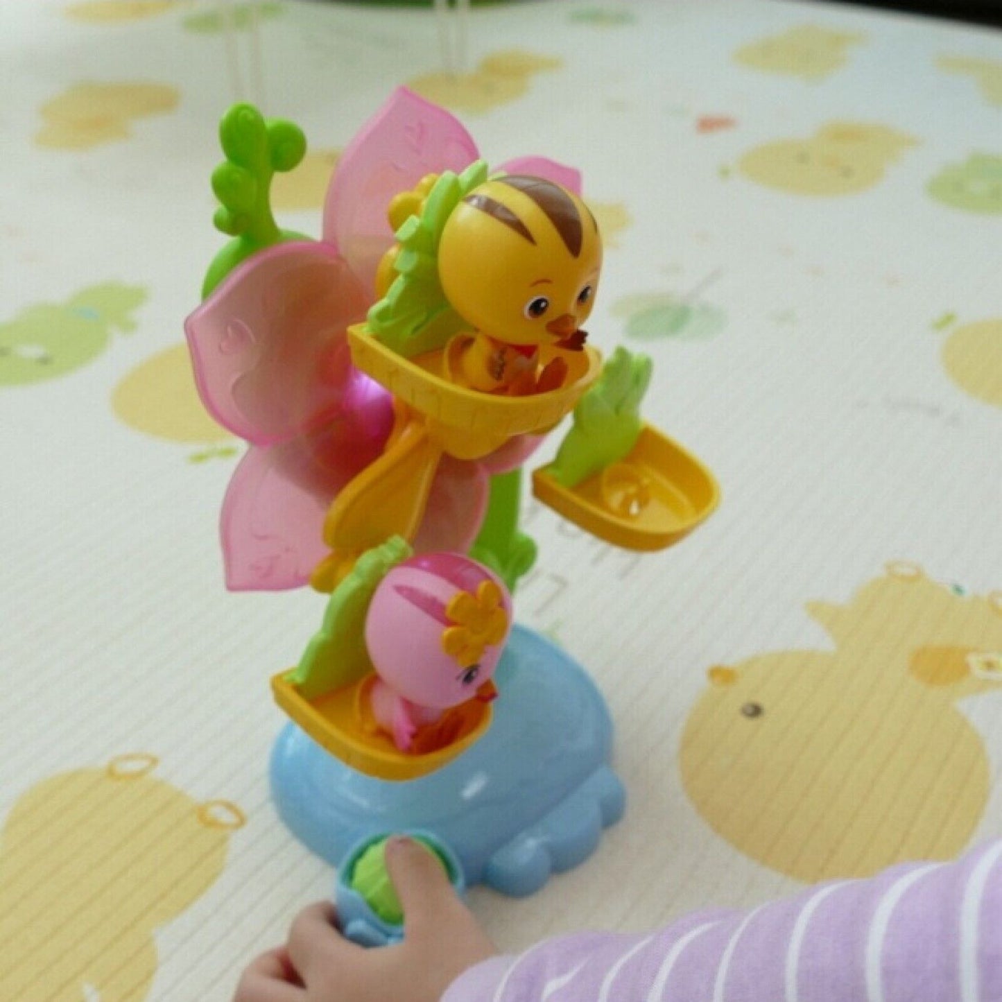 Mom Katuri Melody Windmill Drui figure Automatic Rotation Role Play Baby Kid Toy