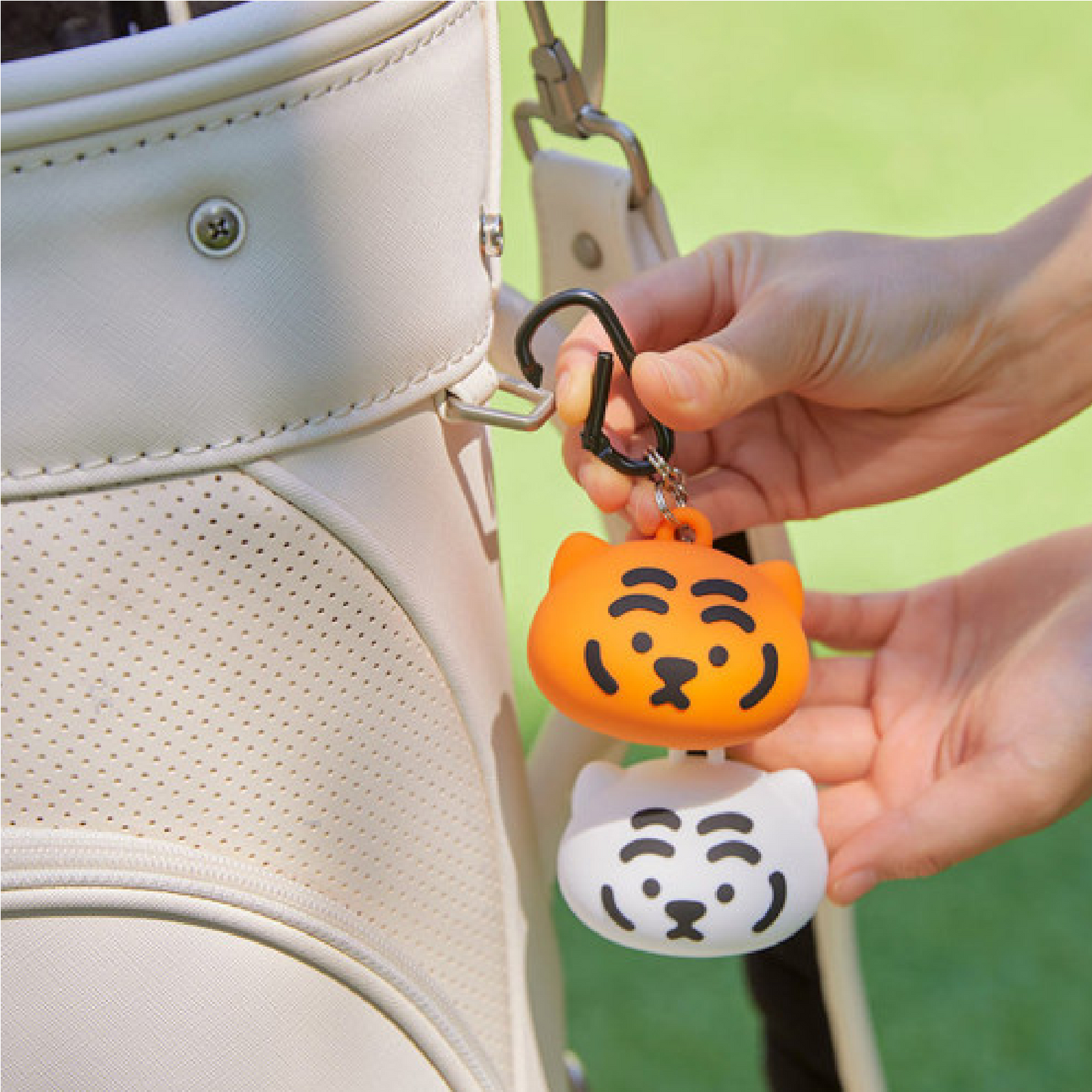Mujik Tiger Golf Supplies Silicone Golf Ball Pouch