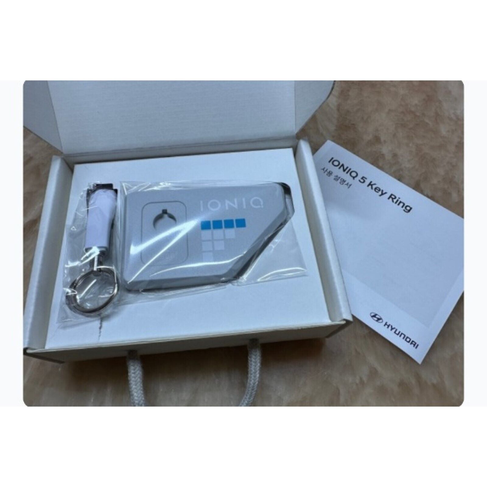 Pixel Key Ring for Hyundai Ioniq 5 Magnetic Key Holder Genuine accessories