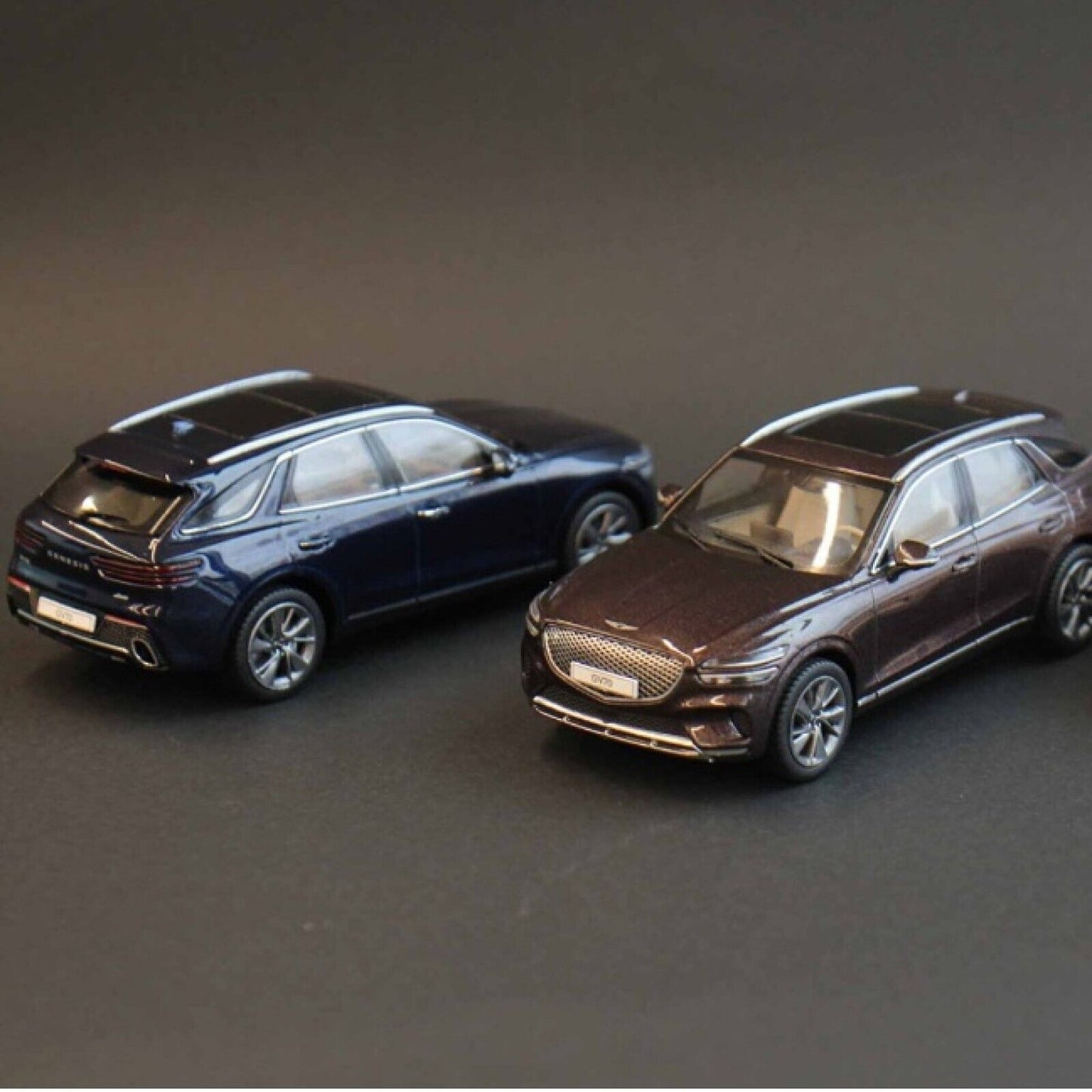 HYUNDAI * Genesis GV70 * Miniature Diecast Model Car 1:43