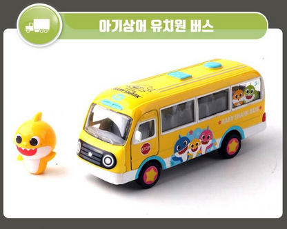 Pinkfong Baby Shark Kindergarten Bus Diecast Metal Pull Back Pink Car & Figure