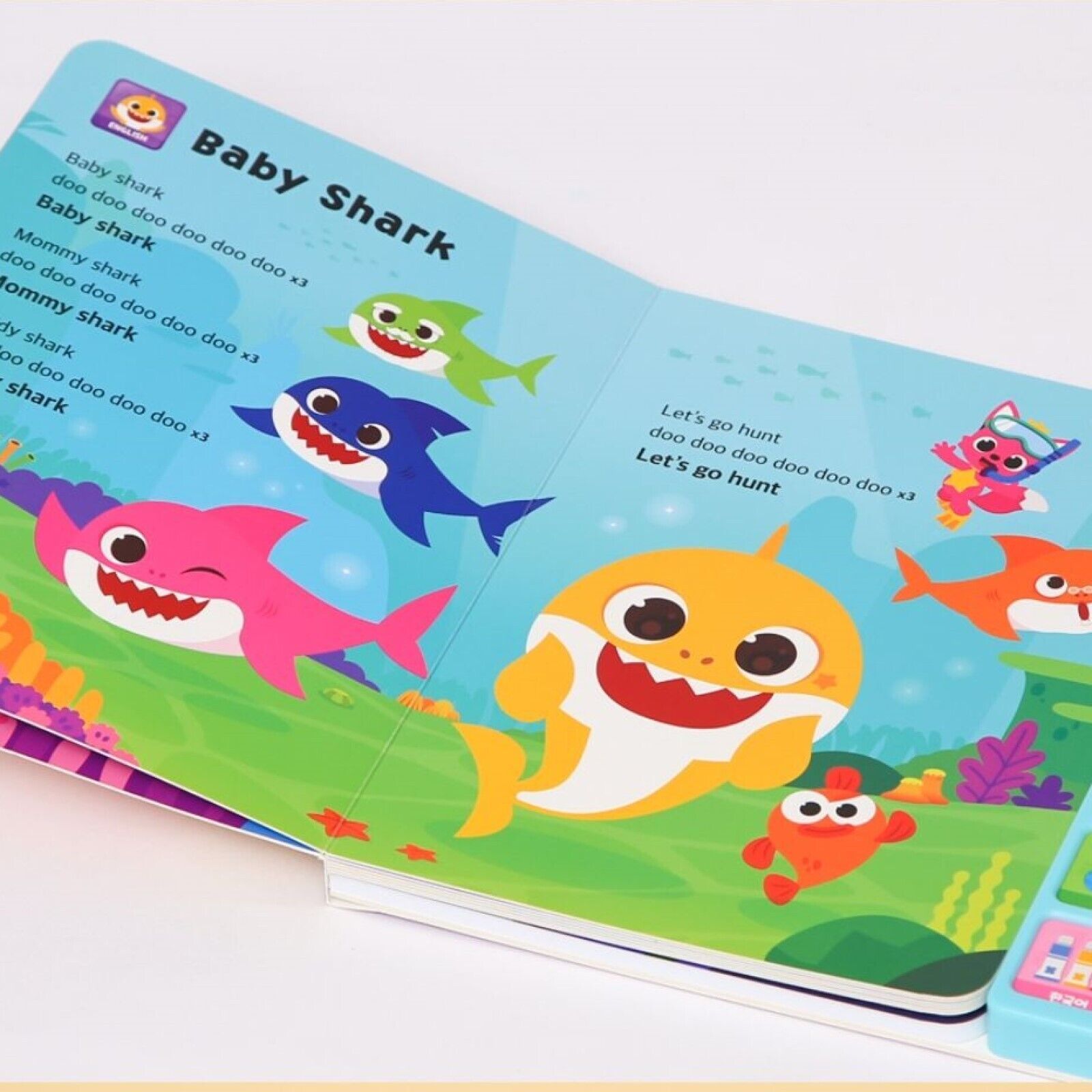 Pinkfong Baby Shark Family Dual Sound Book English & Korean 10 Songs Kid Baby