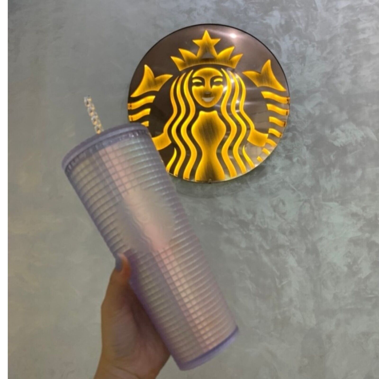Starbucks Korea Limited * 22  Soft White Grid Cold Cup 709 ml 2022 Summer 24 oz