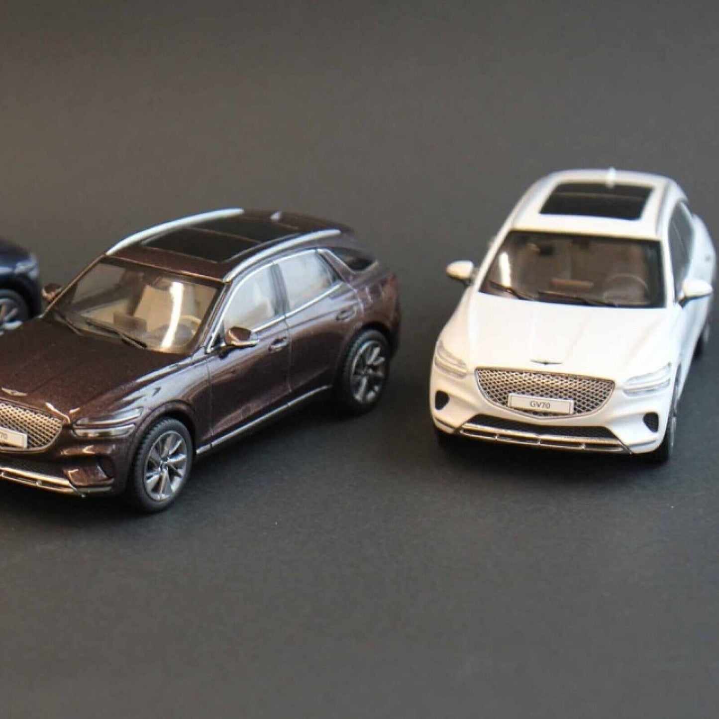 HYUNDAI * Genesis GV70 * Miniature Diecast Model Car 1:43